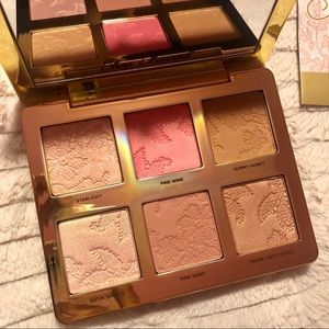 Too faced Natural Face palette